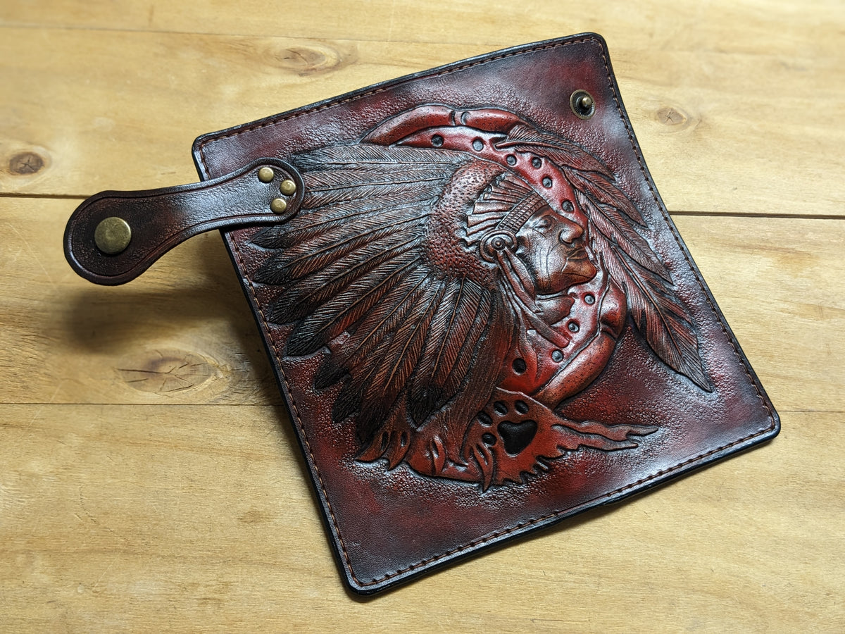 M2Q5, Native American Indian Chief Feather Headdress Wallet