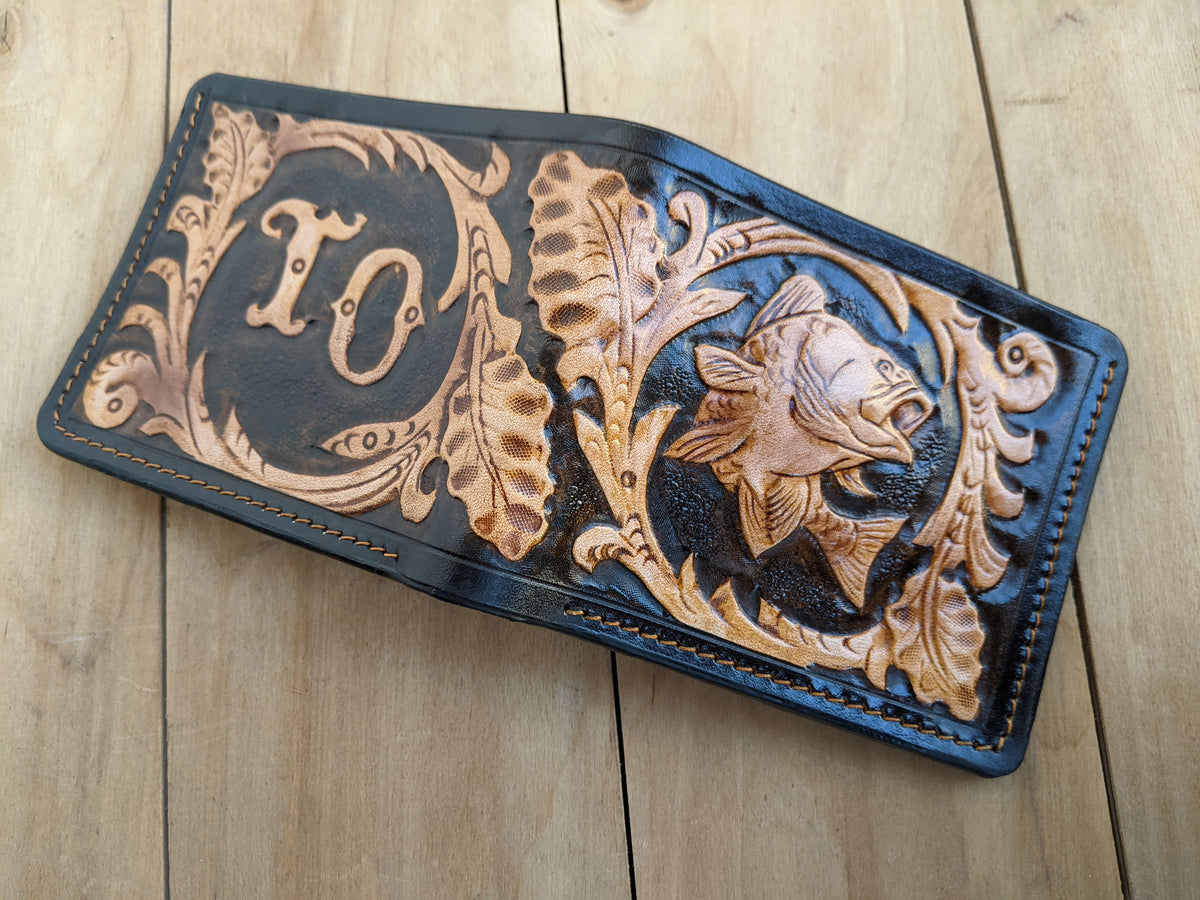 M1P6, Bass Fish & Floral Sheridan Style Fisherman Wallet