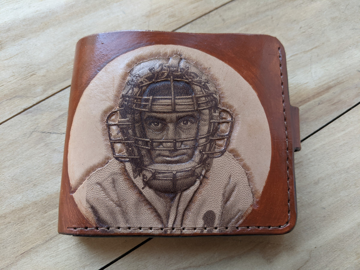 M1V21, MLB Detroit Tigers Catcher Mickey Cochrane Wallet
