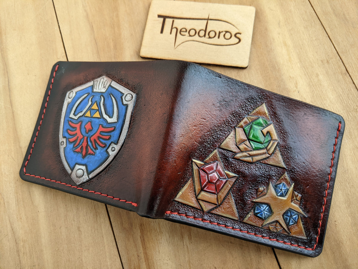 M1J11, Legend of Zelda Triforce Hylian Shield Leather Wallet