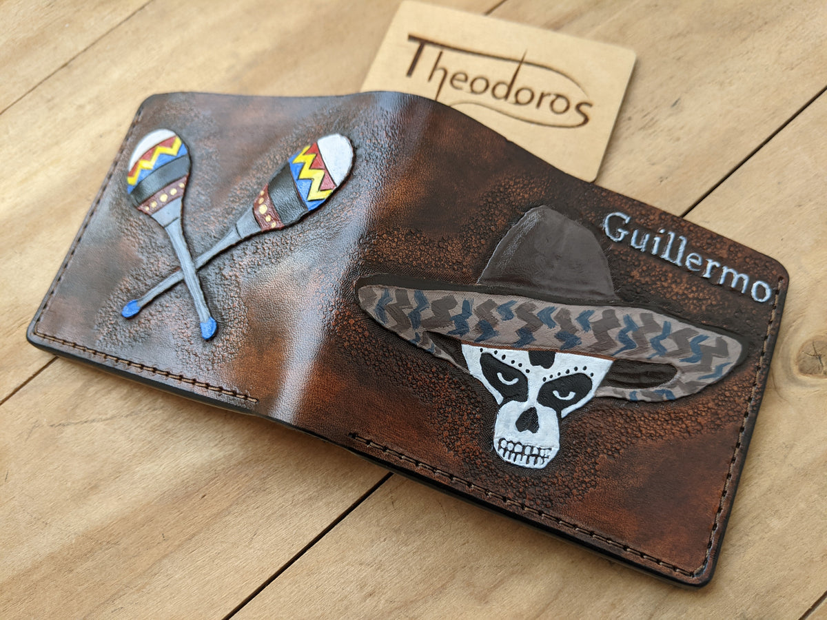 M1S16, Mexican Sugar Skull, Sombrero & Maracas Bifold Wallet