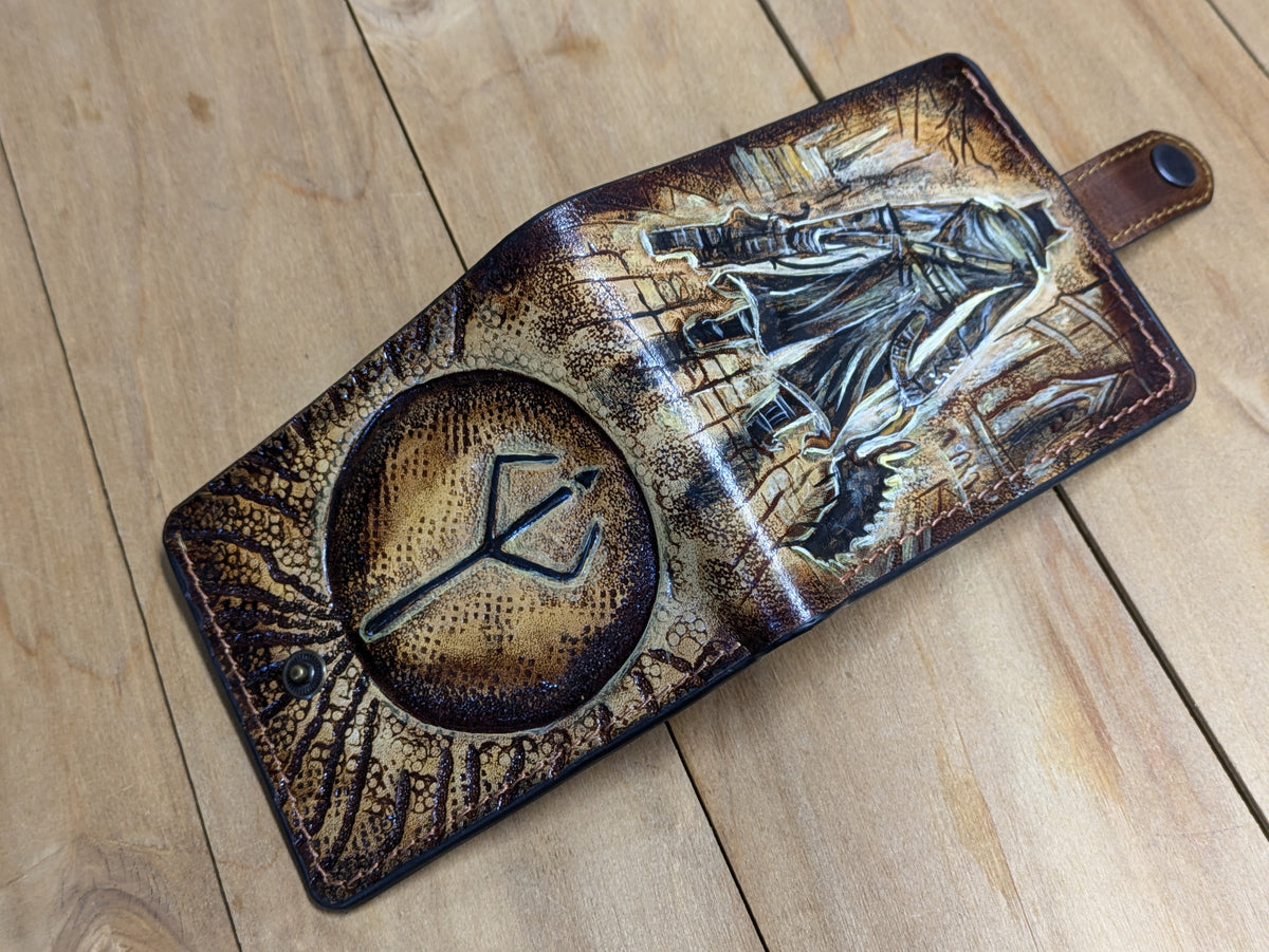 M1J48, Bloodborne Bifold Leather Wallet | The Old Hunters, Ludwig & Moonlight Sword Design