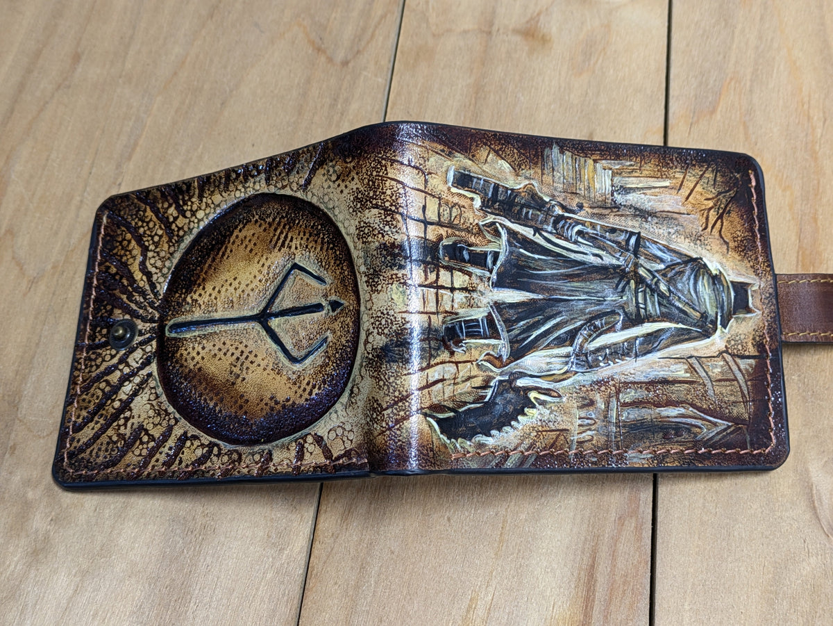 M1J48, Bloodborne Old Hunters, Hunter Symbol Leather Wallet - Theodoros